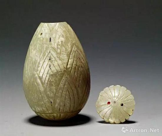 北宋期　杯　出土品　中国 一文Vol.13丨南宋女子的时尚单衣：福州黄昇墓出土紫褐色罗印金