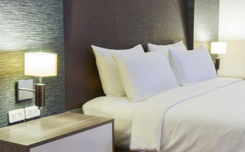 ����˯ʲô��ͷ�� �������ѡ���Լ�����ͷ ��Щ��ͷ�ʺ�����